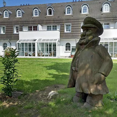 Freya In Der Ostseeresidenz Gendarm